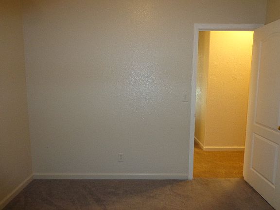 3rd image of 2186 Roberta Ave