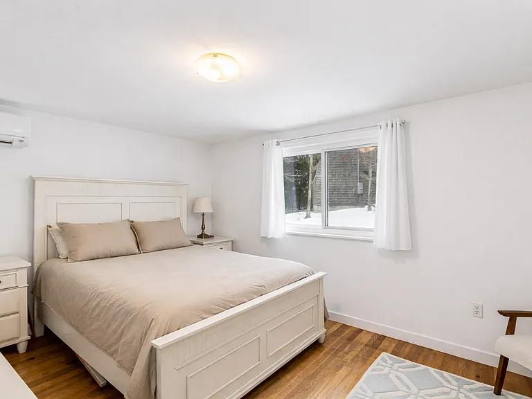 80 Louse Point Rd — Photo 12