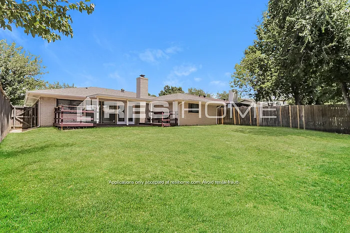 2832 Lago Vista Loop — Photo 12