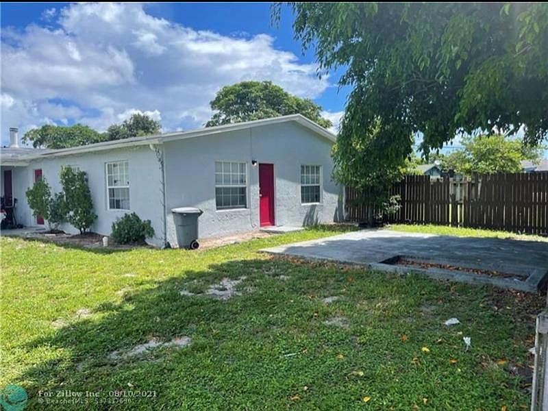 1st image of 548 NW 2nd Way #B