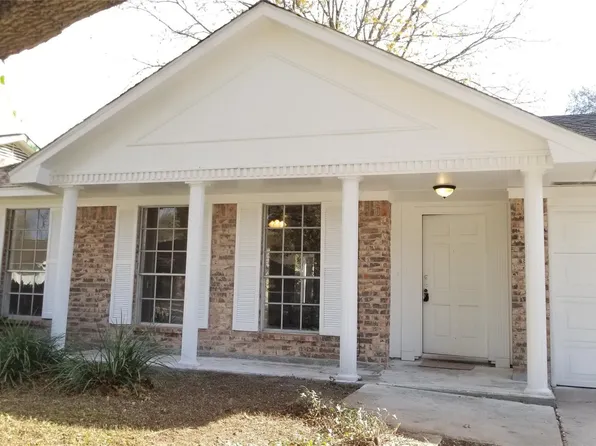 431 N Forest Blvd, Houston, TX 77090