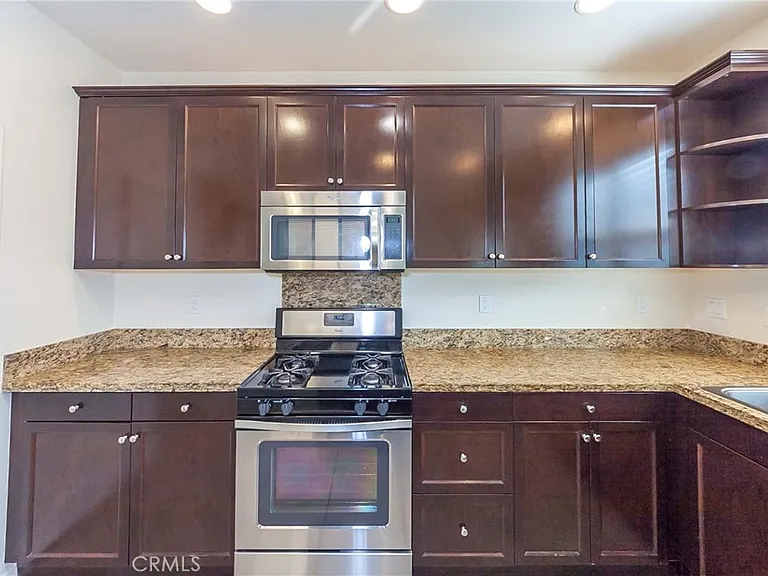 12011 Millennium Park Ct — Photo 12