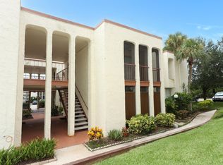 522 Orange Dr APT 31, Altamonte Springs, FL 32701