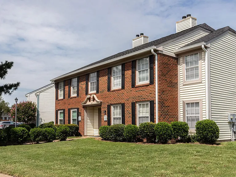 Lake Princess Anne Apartments — Photo 35