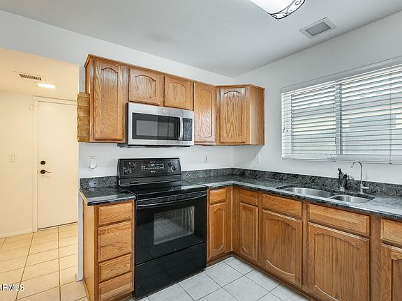 3rd image of 11634 W OLIVE Drive