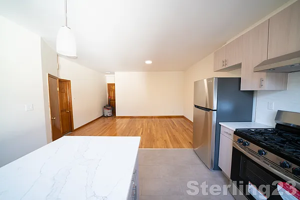 Rented by Sterling Realty Solution Inc | media 6