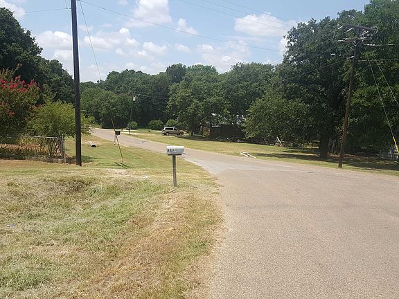 4th image of 8800 Cahill Dr