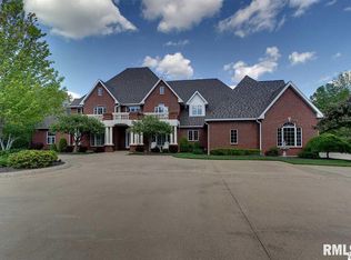2900 Saddlebrook, Quincy, IL 62305
