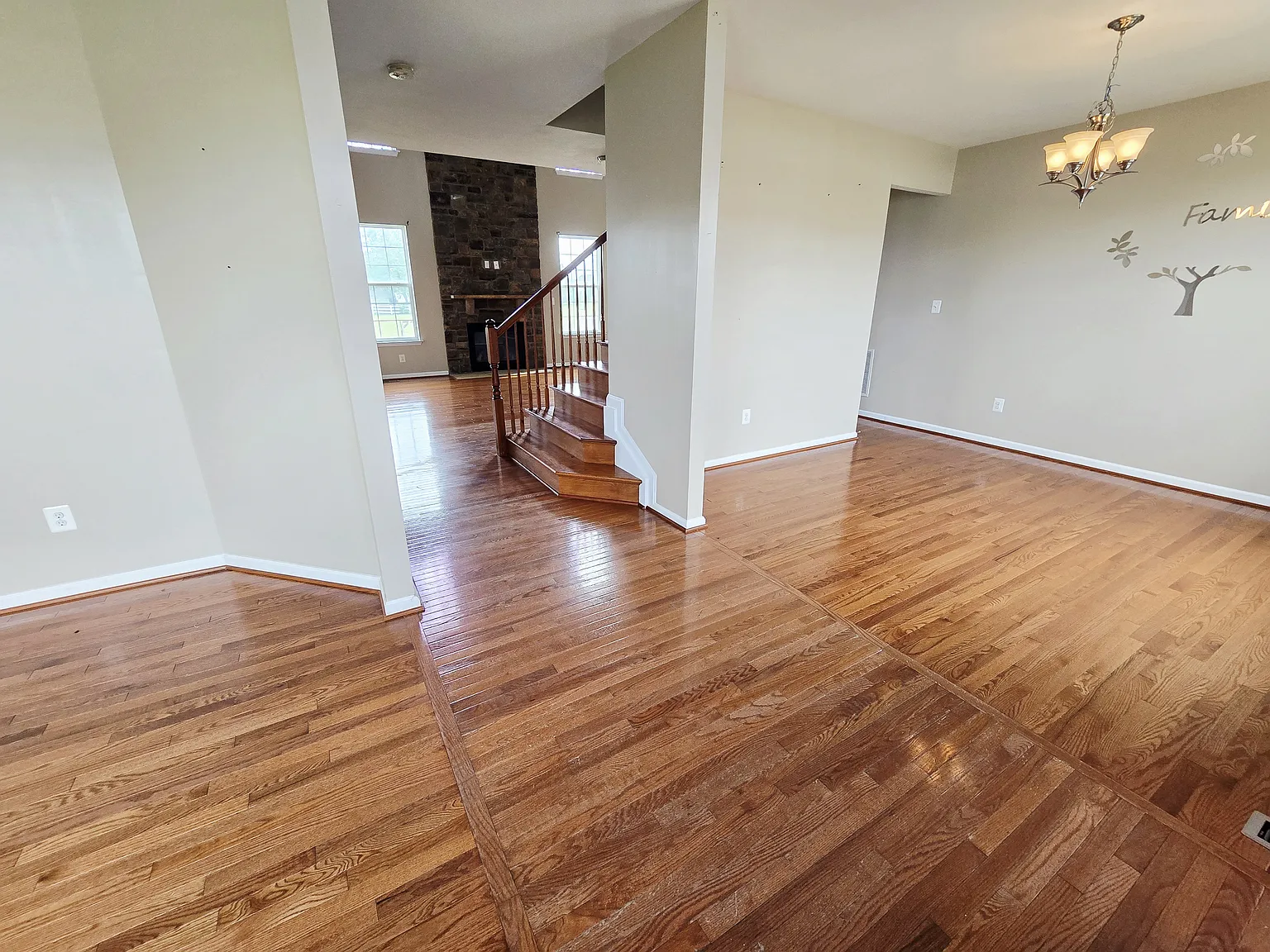 4 bed, 2912 sqft, $3,000 — Photo 4