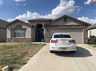 5204 W Hardtack Rd, Hobbs, NM 88240