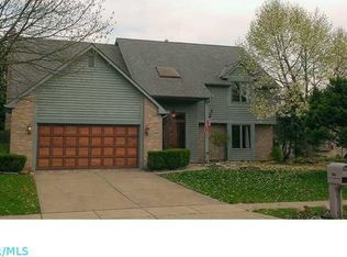 5697 Sells Mill Dr, Dublin, OH 43017