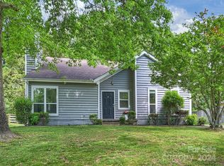 8204 Mattingridge Dr, Charlotte, NC 28270