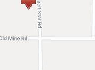 15452 Desert Star Rd, Apple Valley, CA 92307