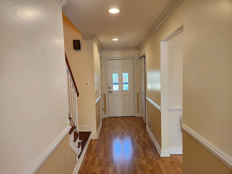38 Park St #24E — Photo 6