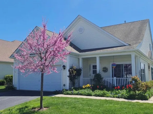 10 Louden Loop, Mount Sinai, NY 11766