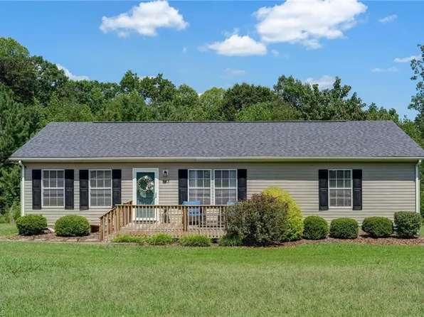 863 Crutchfield Rd, Reidsville, NC 27320