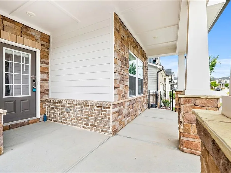 5021 Silver Canoe Way — Photo 3