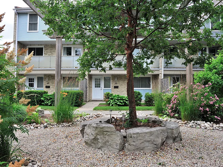 35 Breckenridge Dr #30 — Photo 3