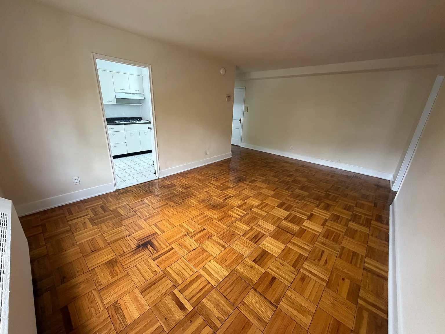 71st Cres, Fresh Meadows — Photo 2