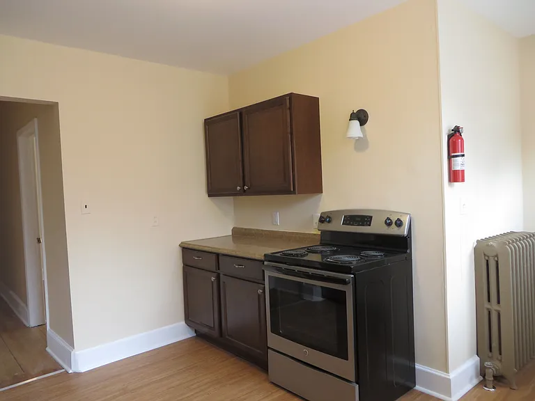 1825-1 Jefferson St #1825-1 — Photo 5