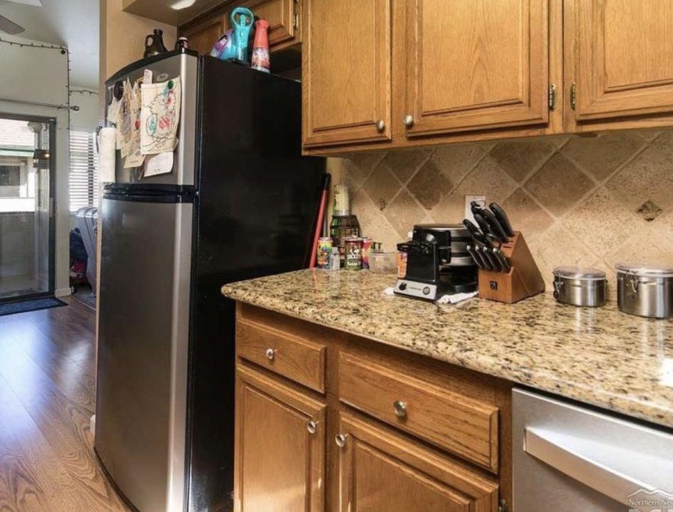 1st image of 2495 Sycamore Glen Dr