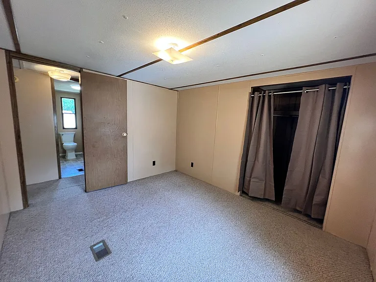 14250 Tiki Ln — Photo 70