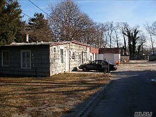 1st image of 95 Hewlett Ave