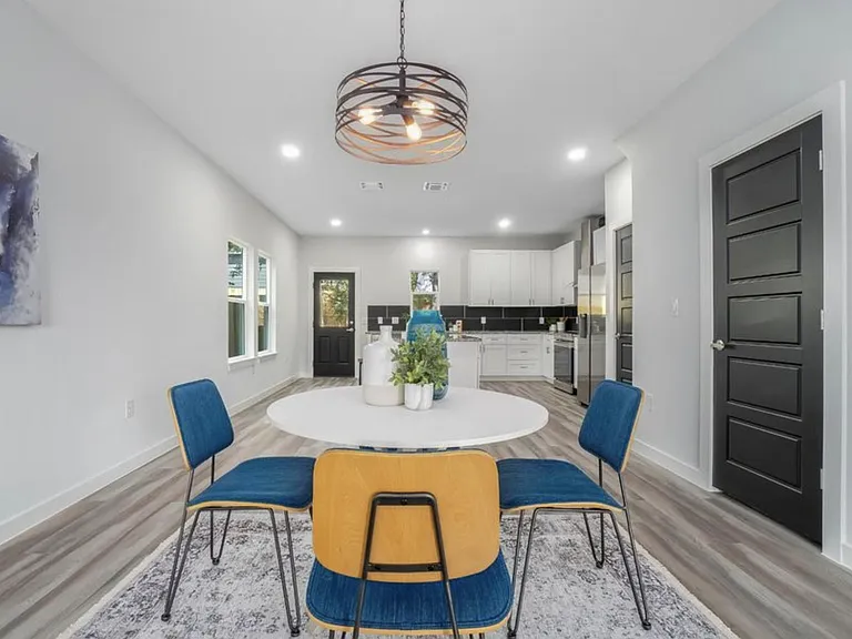 104 Shenandoah St #1 — Photo 3