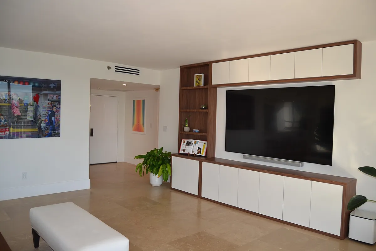 Building Photo - 11113 Biscayne Blvd #351