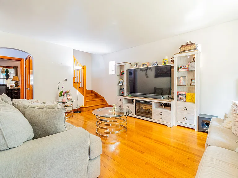 3536 S 61st Ct — Photo 6