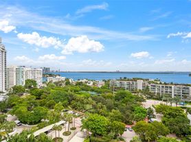 20 Island Ave