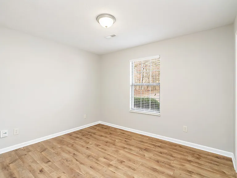 (Achjcp) Brownstone Way Apts (20 Units) - 8 — Photo 12