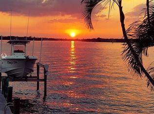 128 W Riverside Dr, Jupiter, FL 33469