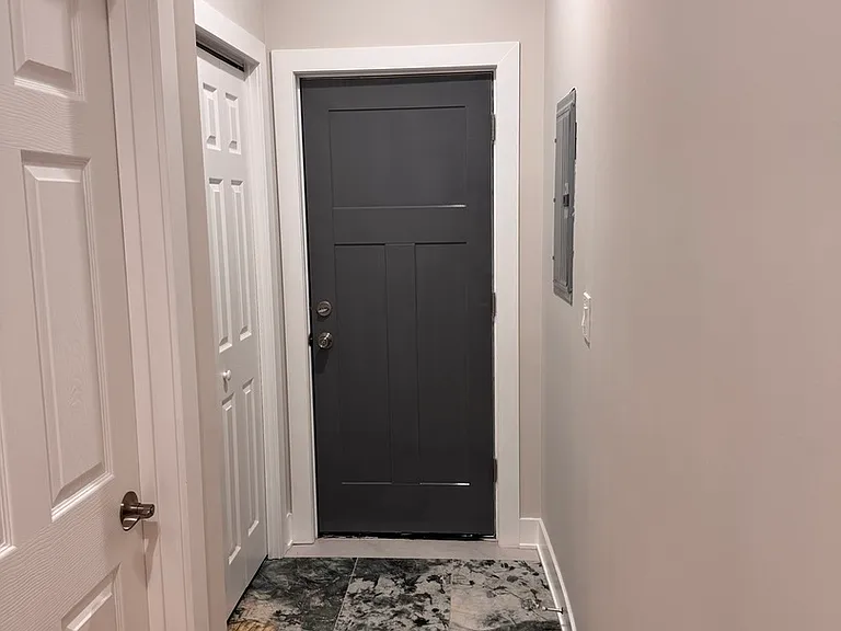 818 S Karlov Ave #1 — Photo 9