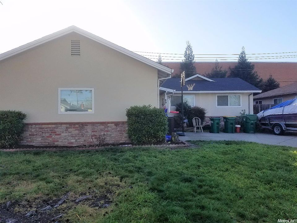 1st image of 8017 El Cajon St
