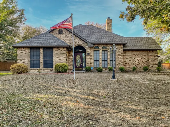 231 Hidden Acres Ln, Weatherford, TX 76087