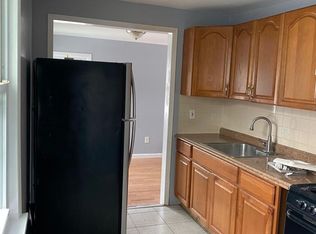 26 S 18th St FLOOR 2, New Hyde Park, NY 11040