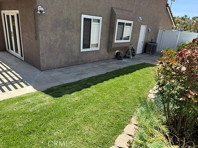 24936 Villarente St — Photo 4