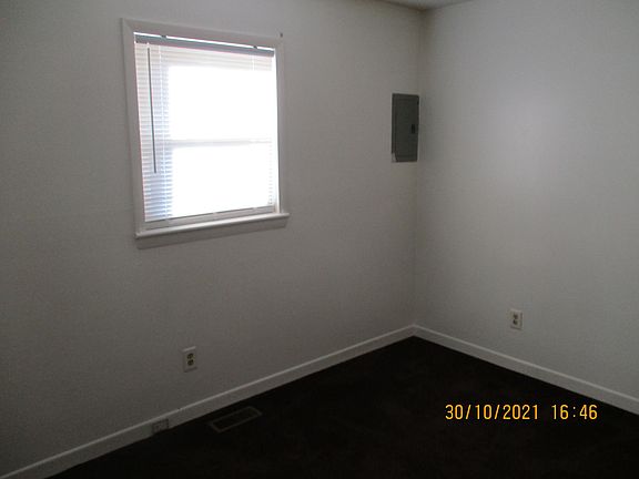 2nd image of 3007 Kentwood St #A
