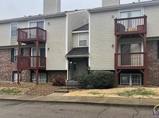 3001 SW Maupin Ln, Topeka, KS 66614