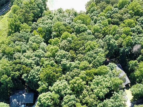 5th image of 279 Tallulah Dr