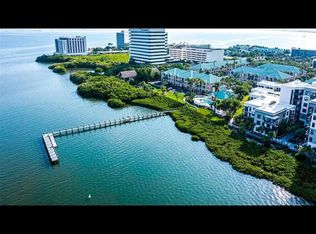 5302 Bay Club Cir, Rocky Point, FL 33607