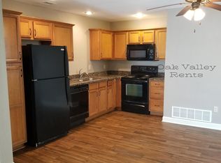 13751 Post Oak Ln, Platte City, MO 64079