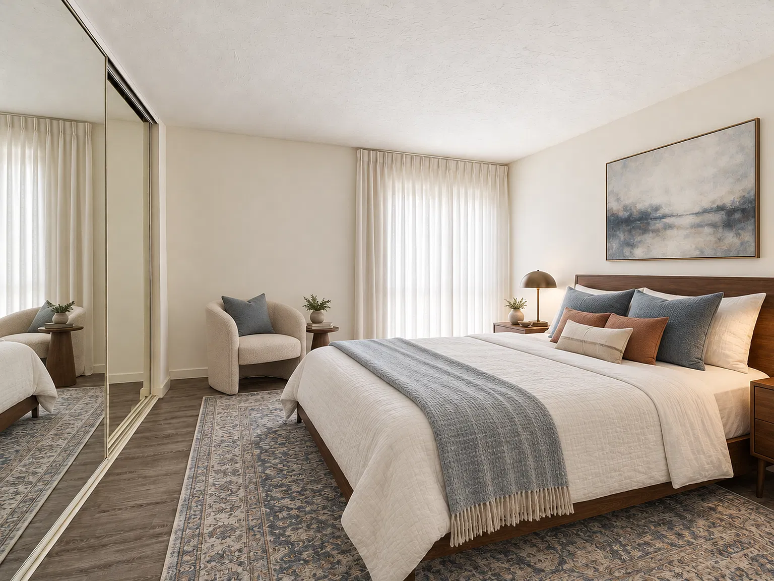 Spacious Living in the Heart of Sherman Oaks — Photo 3