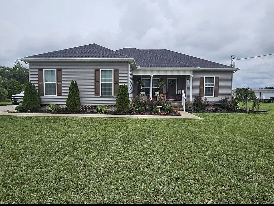 1st image of 104 Pleasant Way