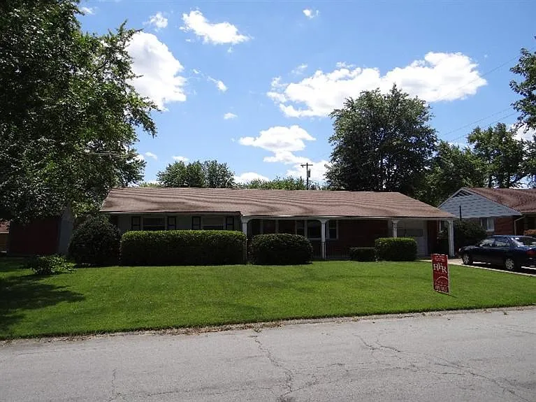 305 Candy Ln photo 1