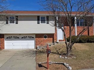 233 Blanc Lee Dr, Belleville, IL