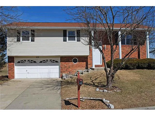 233 Blanc Lee Dr photo 1