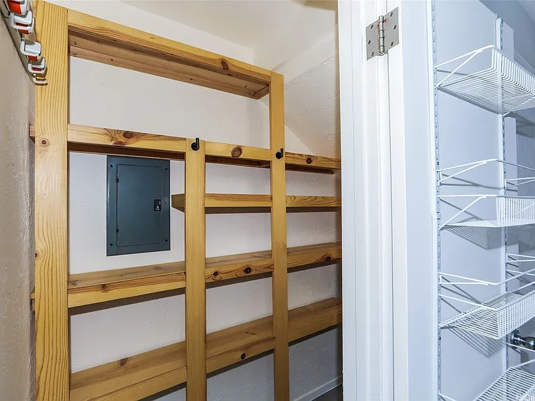 47-404 Hui Iwa St — Photo 19