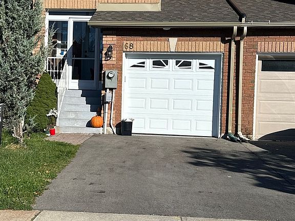2nd image of 68 Denton Cir